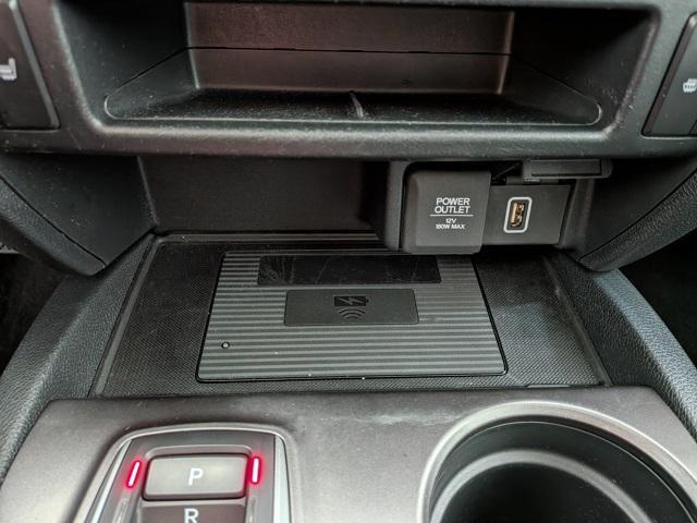 used 2022 Honda Pilot car, priced at $31,374