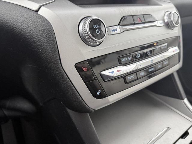 used 2022 Ford Explorer car, priced at $28,767