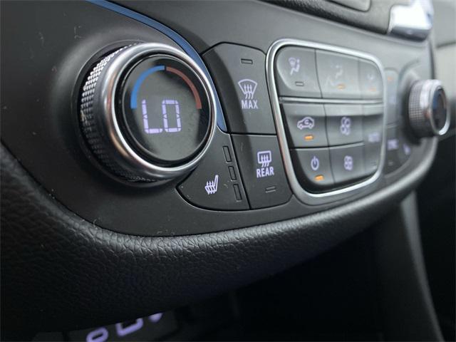 used 2020 Chevrolet Equinox car, priced at $17,275