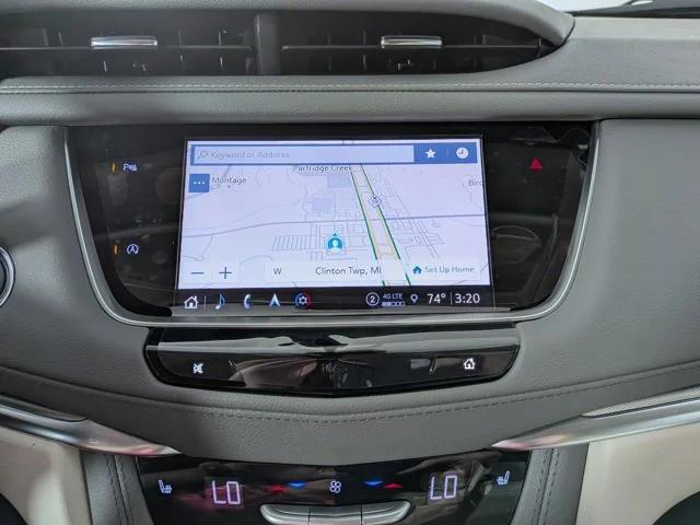 new 2025 Cadillac XT5 car, priced at $50,425