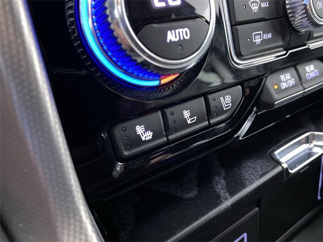used 2022 GMC Yukon XL car, priced at $61,176
