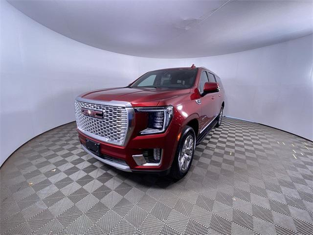used 2022 GMC Yukon XL car, priced at $61,176