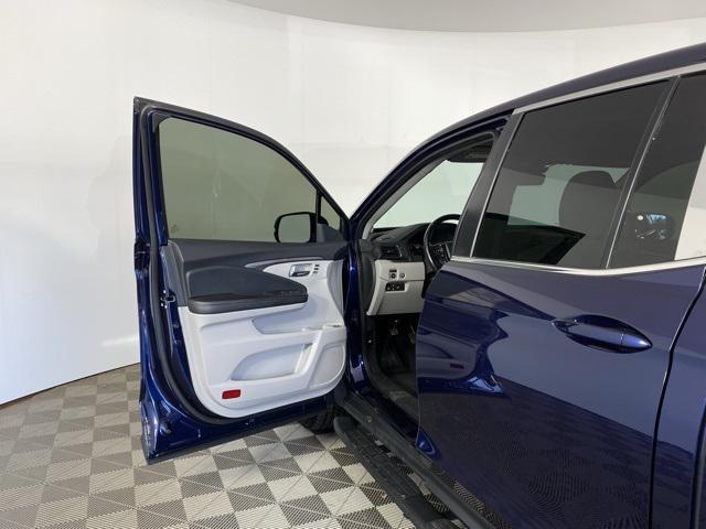 used 2023 Honda Ridgeline car, priced at $34,374