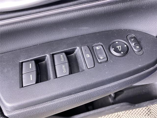 used 2021 Honda CR-V car, priced at $26,677