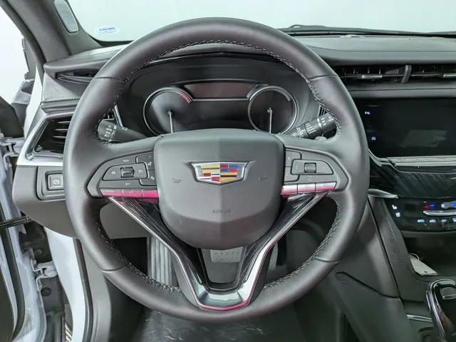 new 2025 Cadillac XT6 car, priced at $56,011