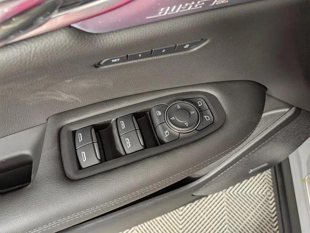 new 2025 Cadillac XT6 car, priced at $56,011