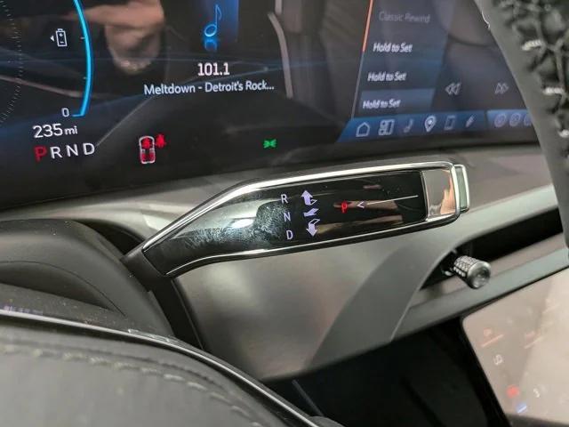 new 2026 Cadillac VISTIQ car, priced at $98,815