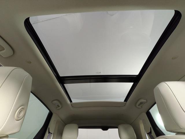 used 2023 Cadillac XT5 car, priced at $33,485