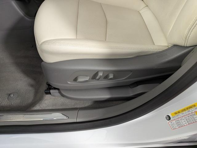 used 2021 Cadillac XT5 car, priced at $26,632