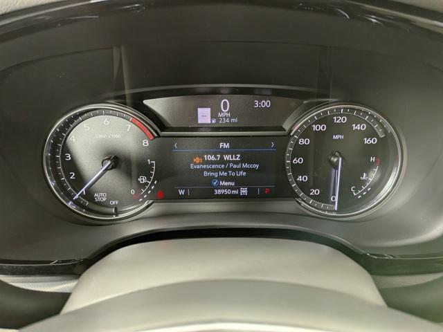 used 2021 Cadillac XT5 car, priced at $26,632