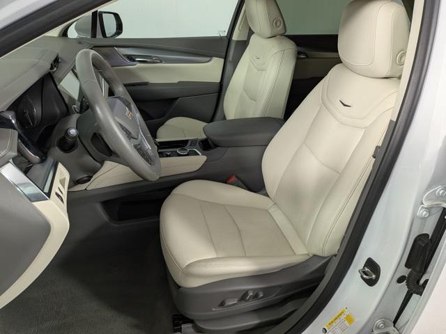 used 2021 Cadillac XT5 car, priced at $26,632