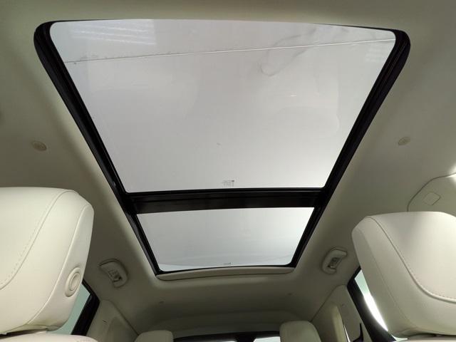 used 2021 Cadillac XT5 car, priced at $26,632