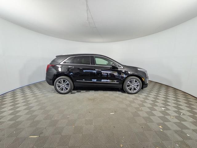new 2025 Cadillac XT5 car, priced at $48,925