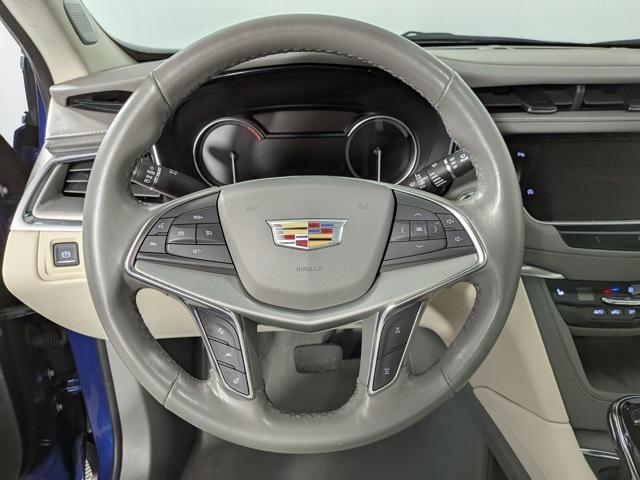 used 2023 Cadillac XT5 car, priced at $32,346