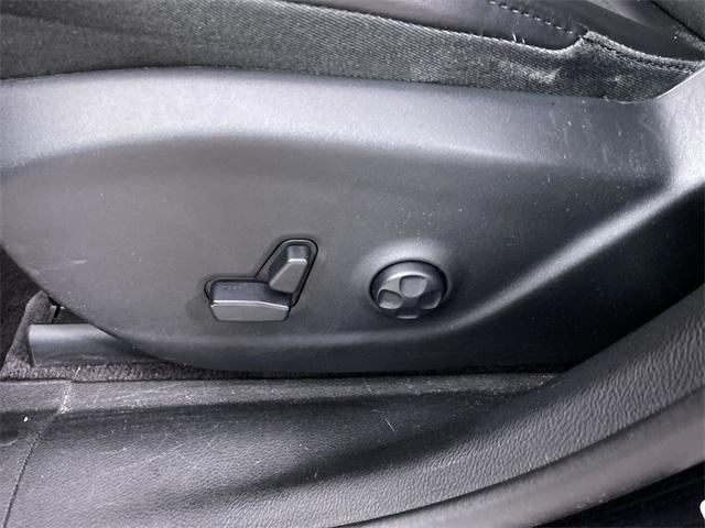 used 2019 Jeep Cherokee car, priced at $14,790