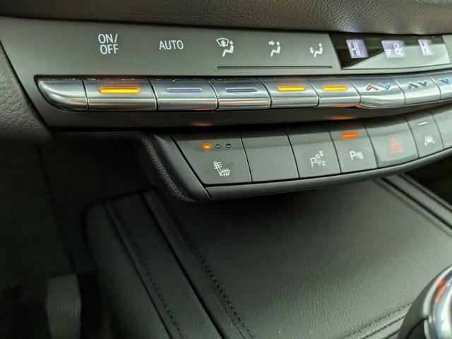 used 2022 Cadillac XT4 car, priced at $28,198
