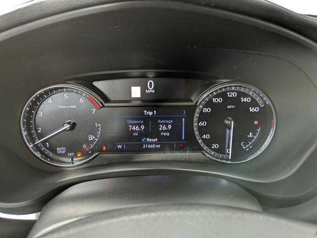 used 2022 Cadillac XT4 car, priced at $28,198