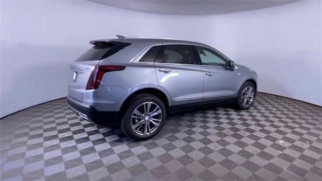 new 2025 Cadillac XT5 car, priced at $50,749