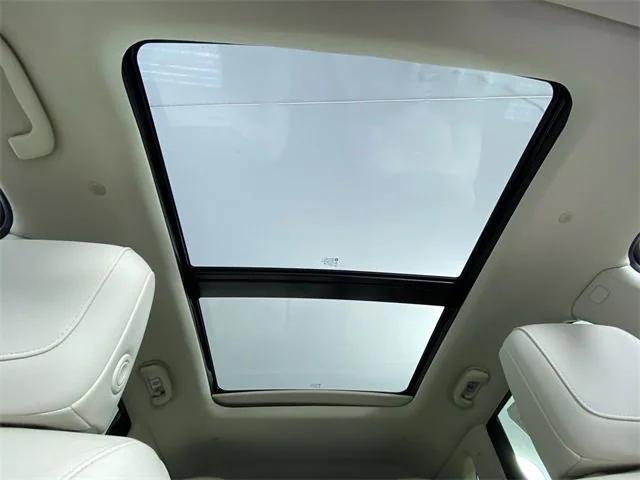 new 2025 Cadillac XT5 car, priced at $50,749