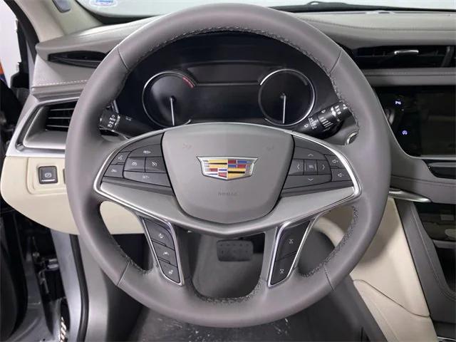 new 2025 Cadillac XT5 car, priced at $50,749