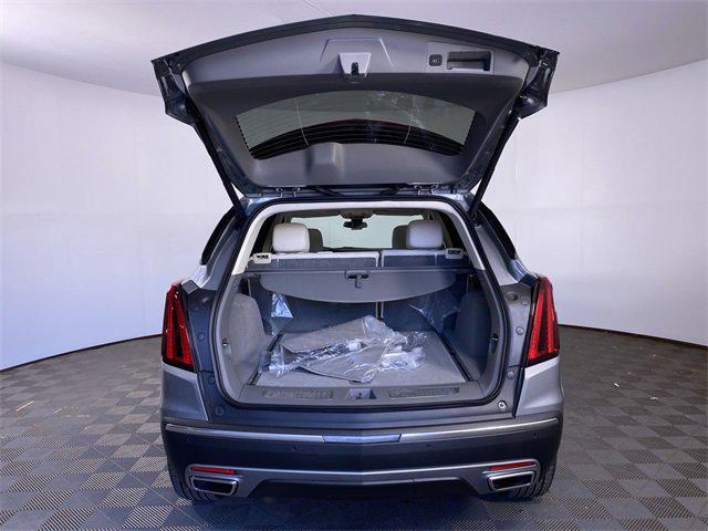 new 2025 Cadillac XT5 car, priced at $50,749