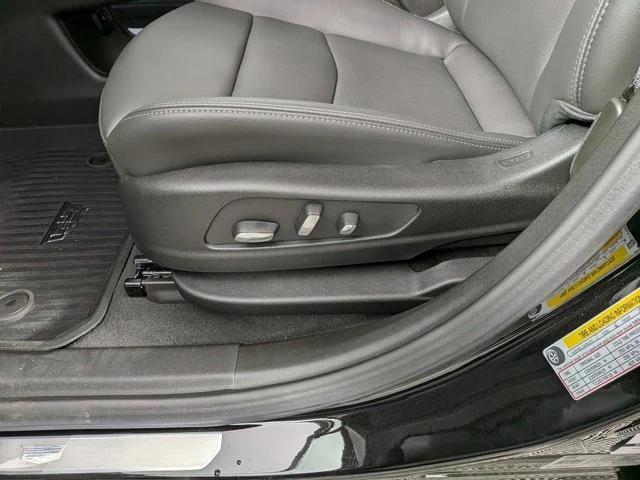 new 2025 Cadillac XT6 car, priced at $55,492