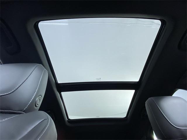 used 2021 Cadillac XT4 car, priced at $25,962