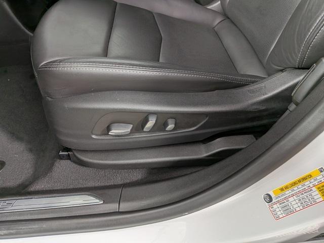 used 2023 Cadillac XT5 car, priced at $32,333