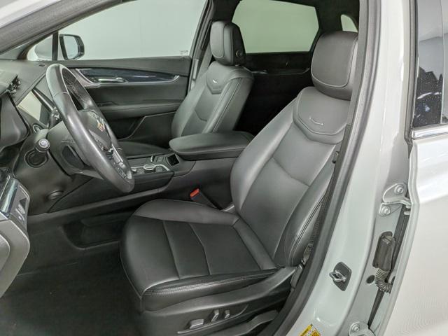 used 2023 Cadillac XT5 car, priced at $32,333