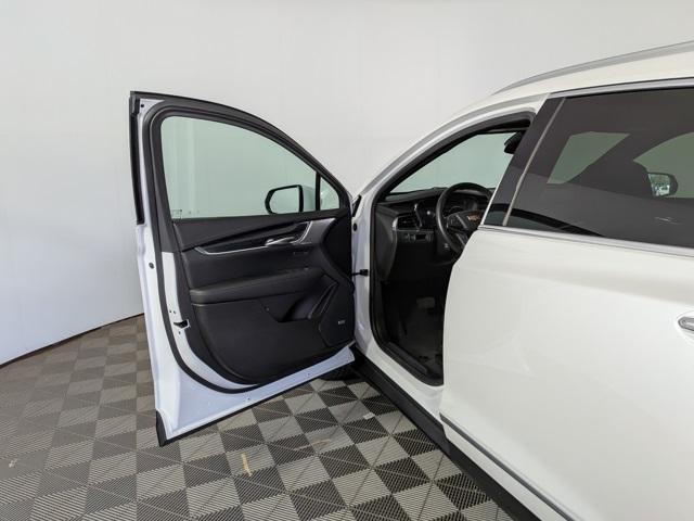 used 2023 Cadillac XT5 car, priced at $32,333