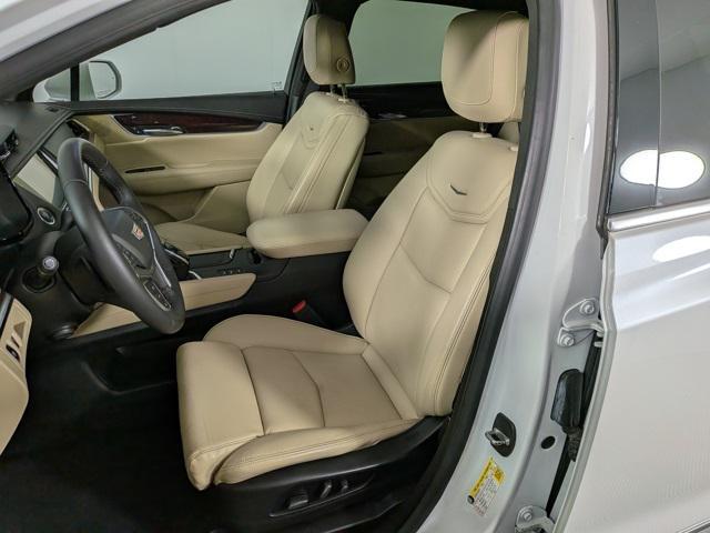 used 2017 Cadillac XT5 car, priced at $16,324