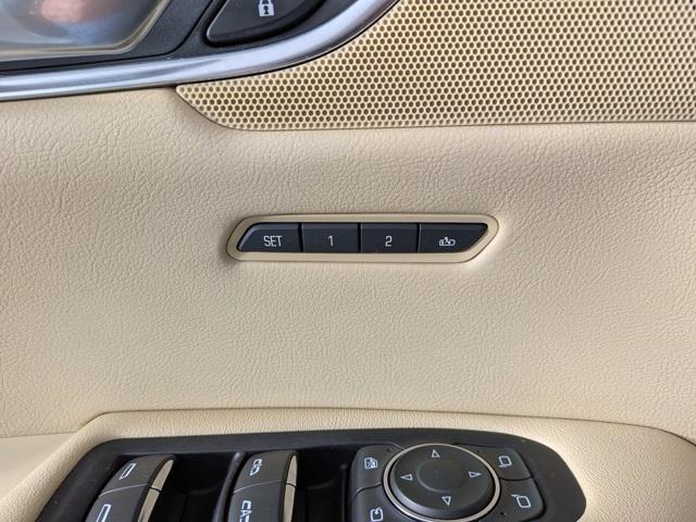 used 2017 Cadillac XT5 car, priced at $16,324