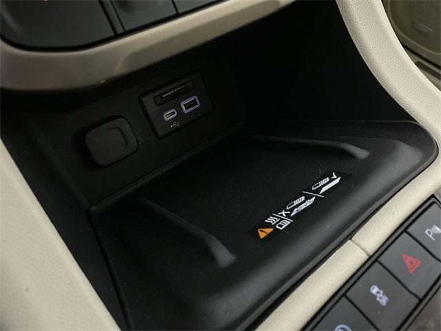 used 2023 GMC Acadia car, priced at $35,635