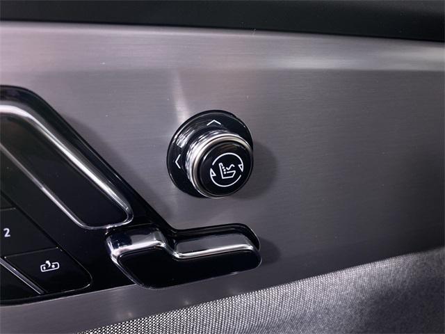 new 2026 Cadillac VISTIQ car, priced at $94,215
