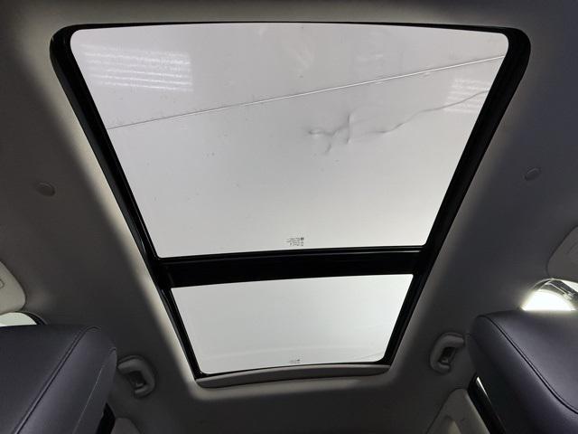 used 2019 Cadillac XT5 car, priced at $19,630