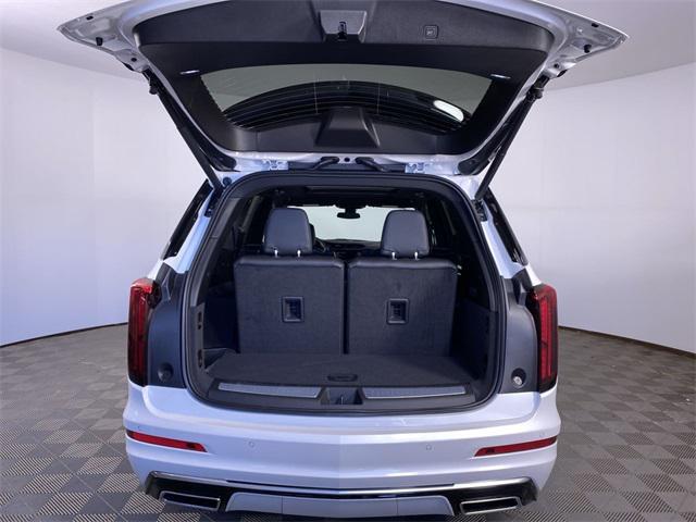 new 2025 Cadillac XT6 car, priced at $53,989