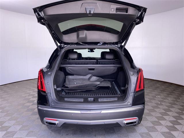 used 2022 Cadillac XT5 car, priced at $30,576