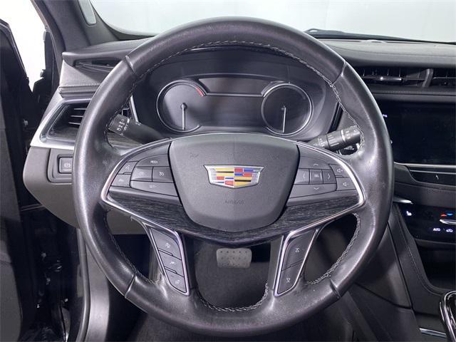 used 2022 Cadillac XT5 car, priced at $30,576