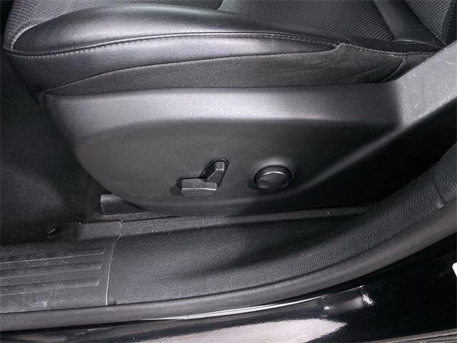 used 2023 Jeep Cherokee car, priced at $22,552