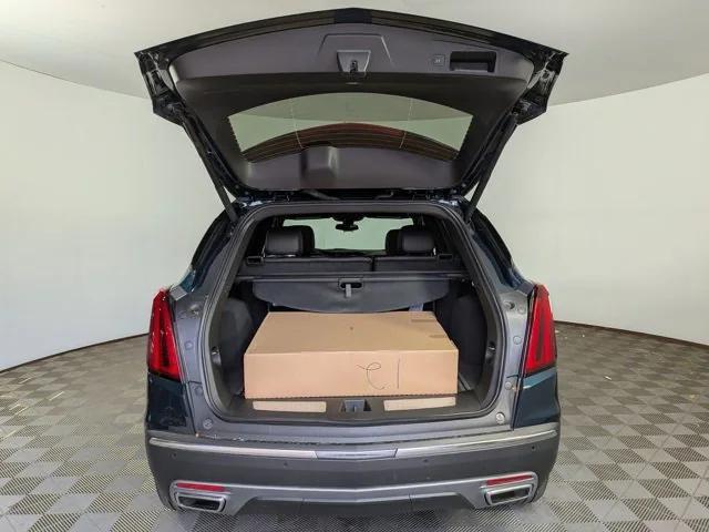 new 2025 Cadillac XT5 car, priced at $50,425