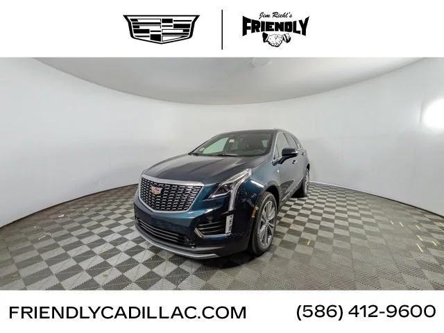 new 2025 Cadillac XT5 car, priced at $50,425