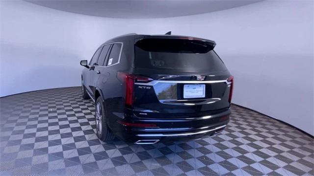 new 2025 Cadillac XT6 car, priced at $53,370