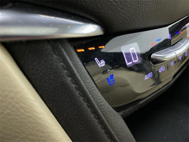 used 2017 Cadillac XT5 car, priced at $15,982