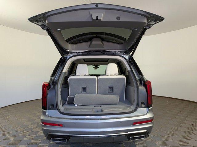 new 2025 Cadillac XT6 car, priced at $55,020