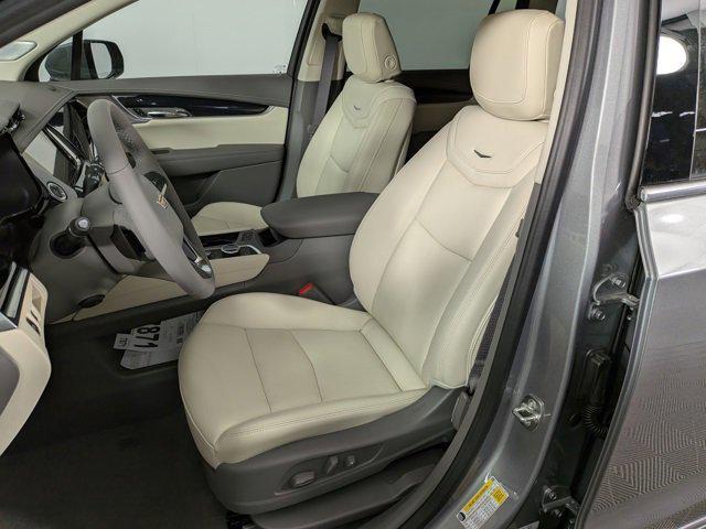 new 2025 Cadillac XT6 car, priced at $55,020