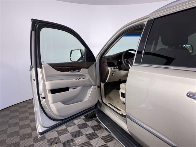 used 2016 Cadillac Escalade car, priced at $22,634