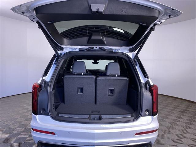 new 2025 Cadillac XT6 car, priced at $55,665