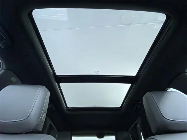 new 2025 Cadillac XT5 car, priced at $50,918