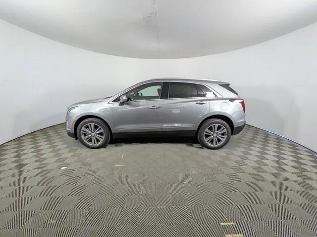 new 2025 Cadillac XT5 car, priced at $49,885