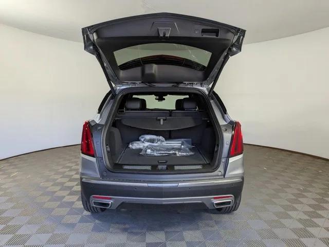 new 2025 Cadillac XT5 car, priced at $49,885